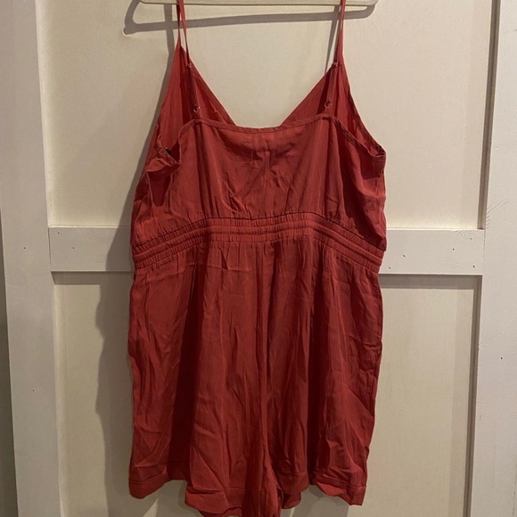 🍁Forever 21 Cami Romper - Picture 7 of 9